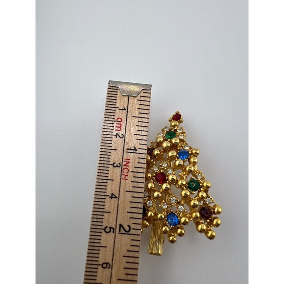 Vintage Gold Tone Christmas Tree Multi Rhinestones Brooch Pin - Picture 4 of 5